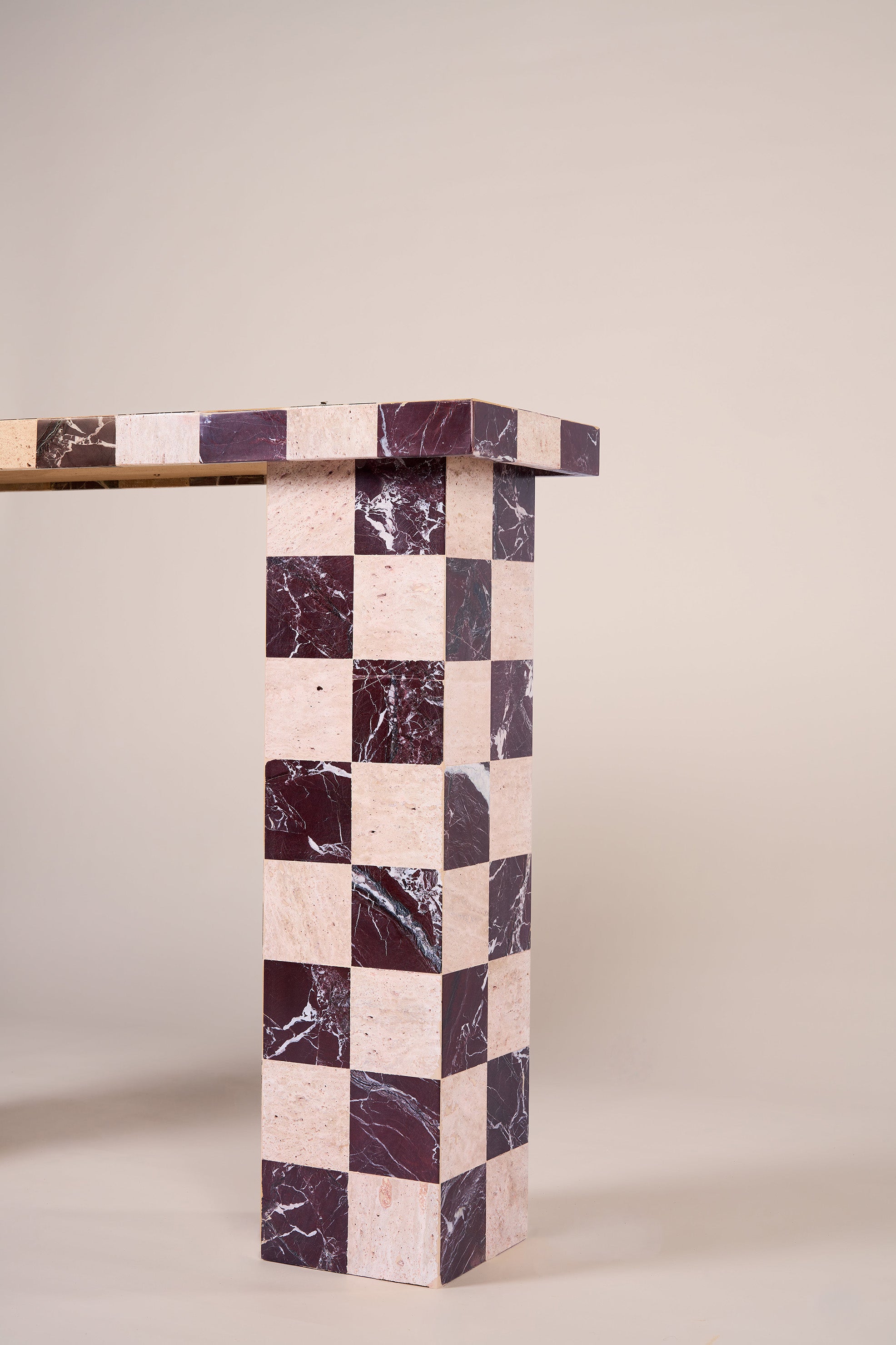 CHEQUERED Console Table