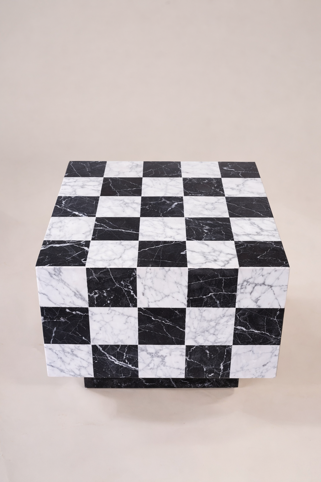 CHEQUERED Side Table