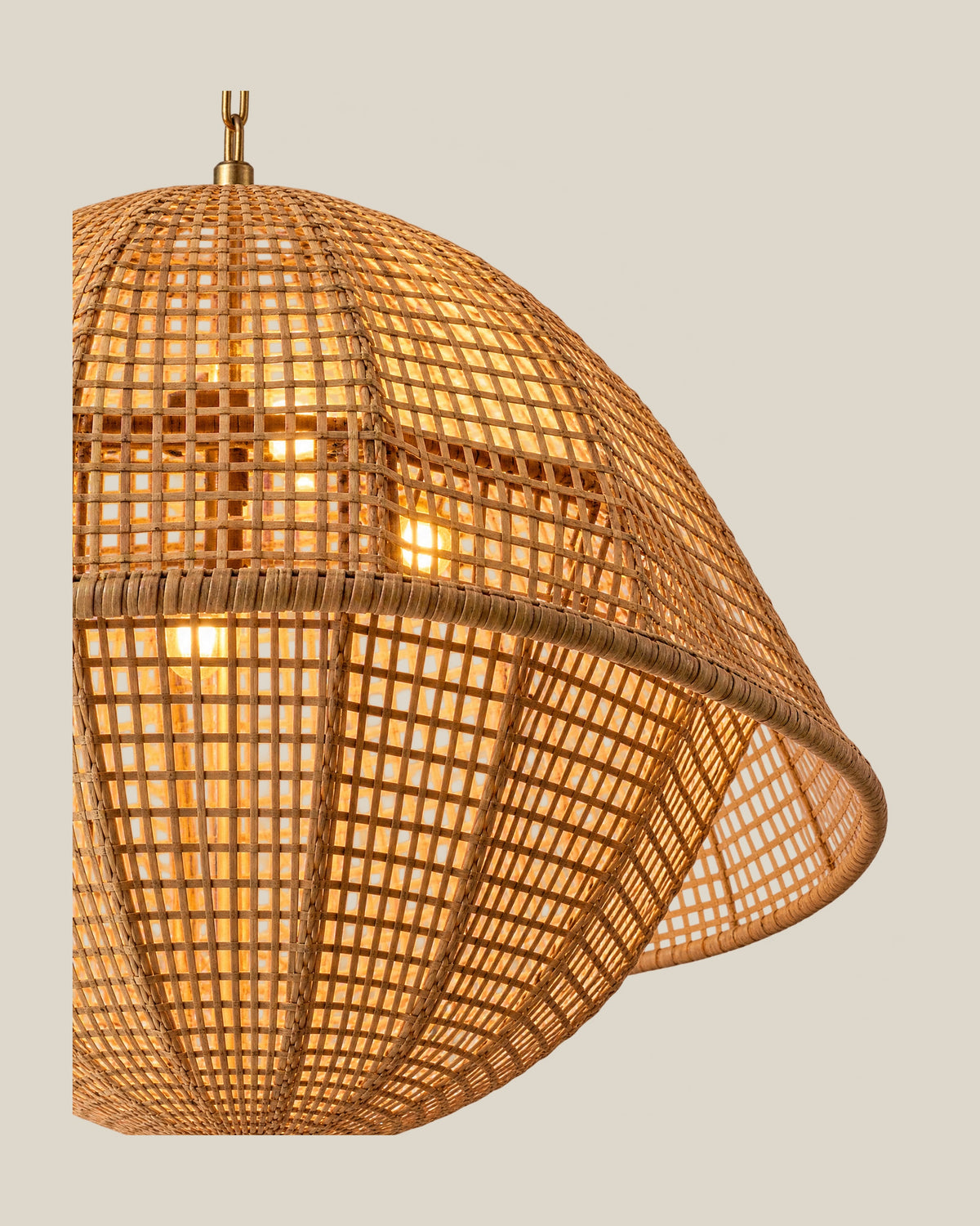 LA LUZ Orbit Bamboo Chandelier Bamboo Weave Detail