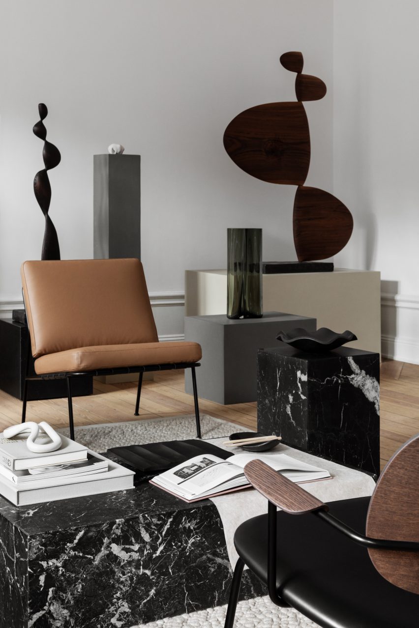 طاولة قهوة PLINTH Coffee Table